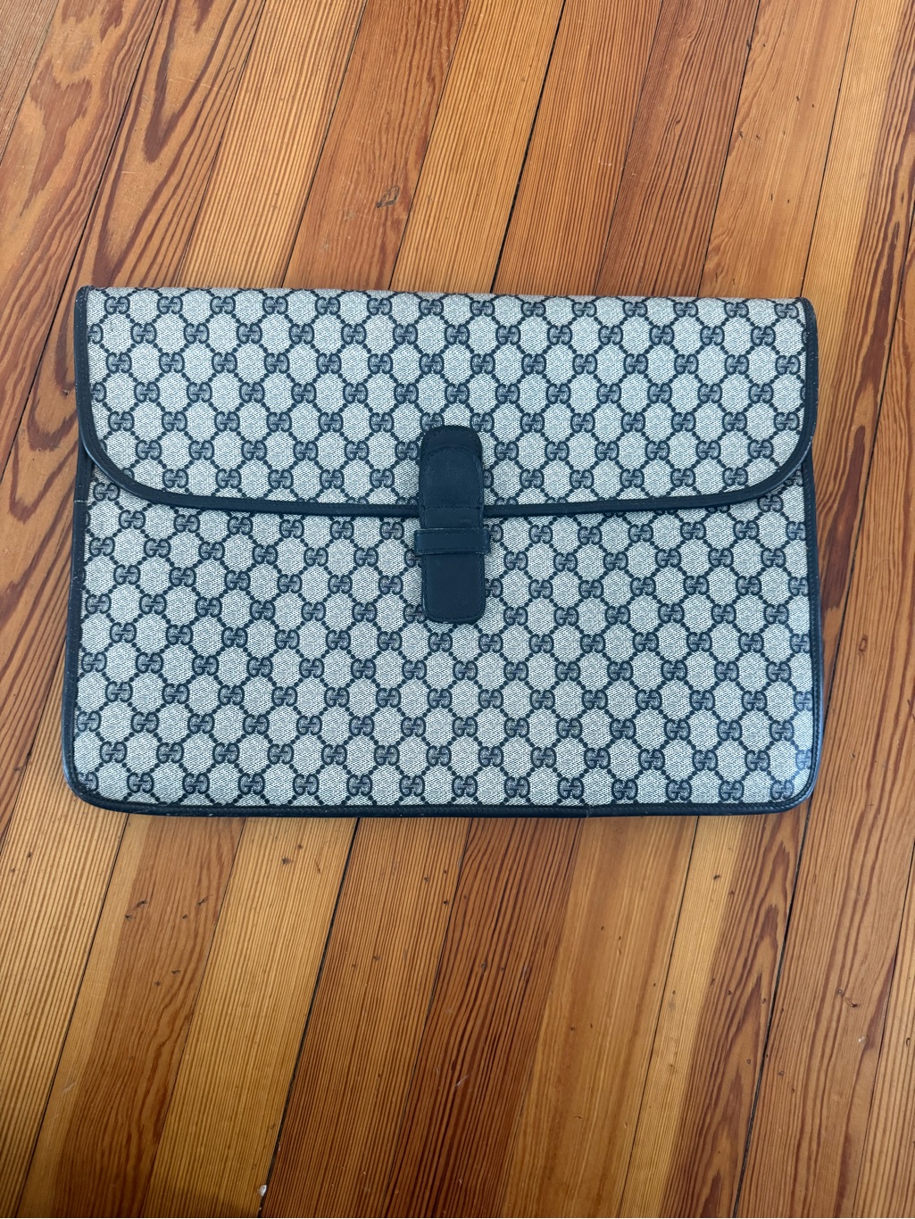 Vintage Gucci Gg Supreme Portfolio/Envelope Laptop Clutch Bag